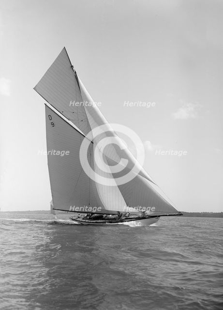 The 15 Metre class sailing yacht 'Tuiga', 1911. Creator: Kirk & Sons of Cowes.