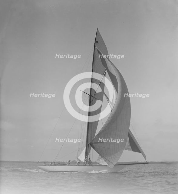 The 15 Metre 'Hispania' running downwind, 1911. Creator: Kirk & Sons of Cowes.