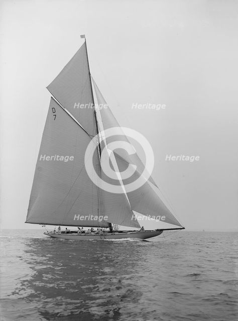 The 15 Metre 'Istria' sailing close-hauled, 1913.  Creator: Kirk & Sons of Cowes.