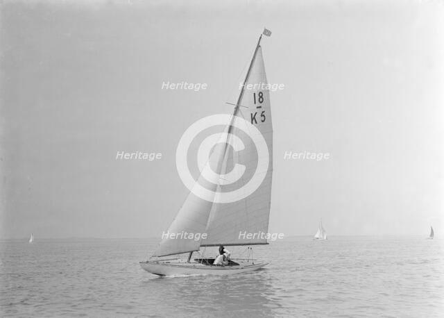 The 18-foot keelboat 'Vanity' (K5), 1922. Creator: Kirk & Sons of Cowes.