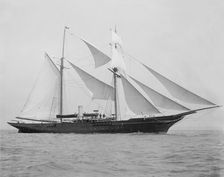 The 1894 built schooner Xarifa under sail, 1899. Creator: Kirk & Sons of Cowes