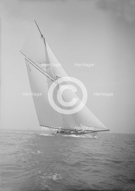 The 19-metre 'Octavia' sailing close-hauled, 1911. Creator: Kirk & Sons of Cowes.