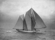The 118 foot racing yacht Cariad 1912. Creator: Kirk & Sons of Cowes