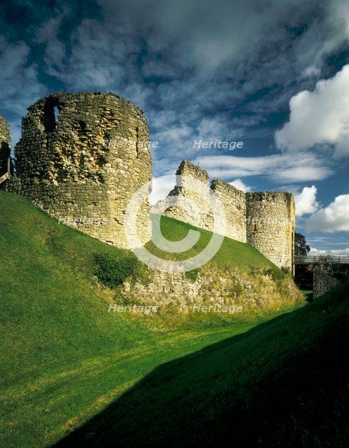 The 12th century Helmsley Castle, North Yorkshire, 1985. Artist: Unknown