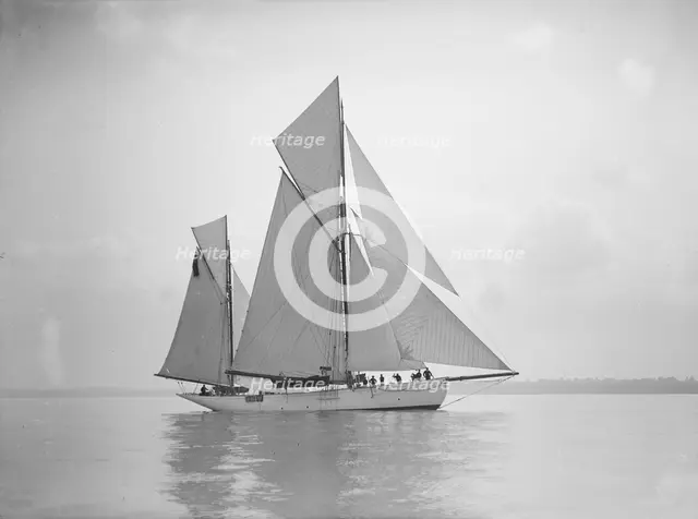 The 134 ton ketch 'Lavengro' under sail, 1911. Creator: Kirk & Sons of Cowes.