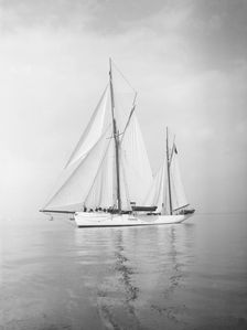 The 134 ton ketch Lavengro under sail, 1911. Creator: Kirk & Sons of Cowes