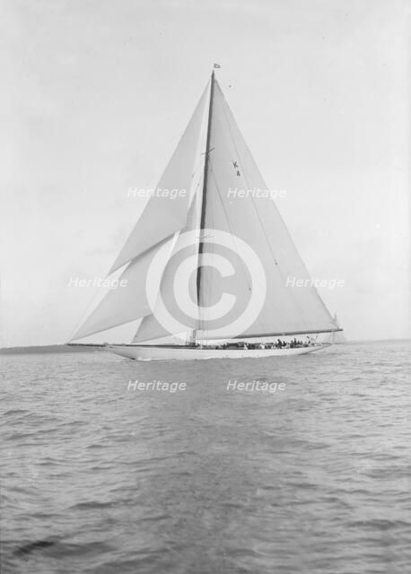 The 23  Metre sailing yacht 'Cambria', 1928. Creator: Kirk & Sons of Cowes.