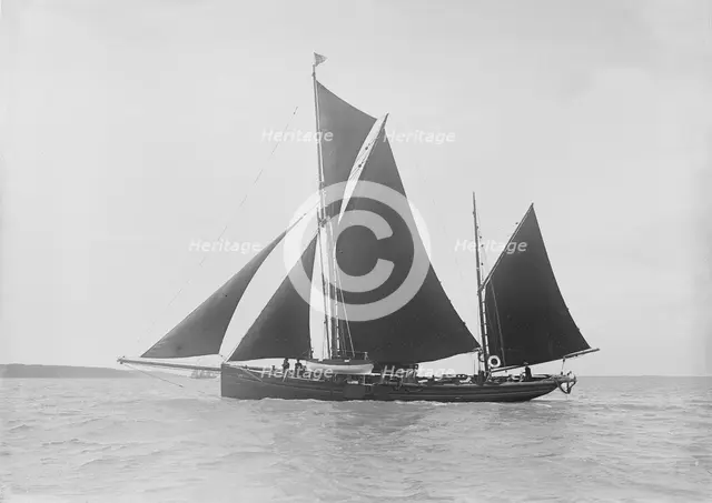 The 35 ton ketch 'Brown Mouse' under sail, 1912. Creator: Kirk & Sons of Cowes.