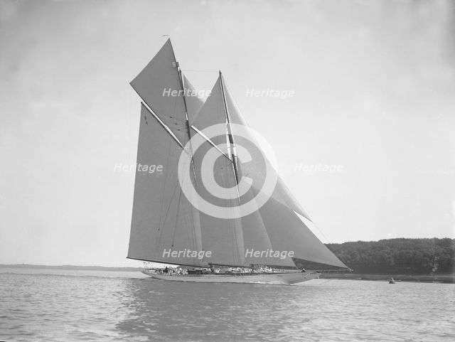 The 380 ton A Class schooner 'Margherita' sailing close-hauled, 1913. Creator: Kirk & Sons of Cowes.
