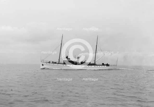 The 47 ton steam yacht 'I Wonder' under way, 1914. Creator: Kirk & Sons of Cowes.