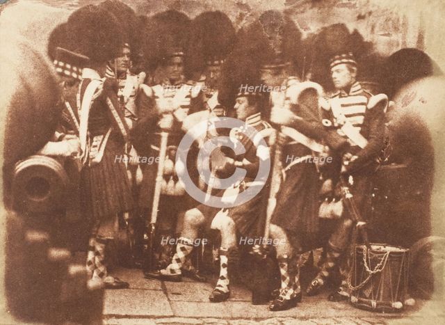 The 42nd Gordon Highlanders, Edinburgh Castle, 1843-47. Creators: David Octavius Hill, Robert Adamson, Hill & Adamson.