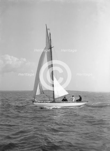 The 6 Metre 'Correnzia', 1911. Creator: Kirk & Sons of Cowes.