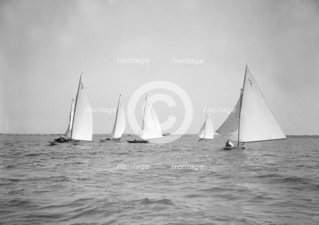 The 6 Metre class 'Cremona', 'Vanda' and 'Chrysanthe' racing downwind, 1913. Creator: Kirk & Sons of Cowes.
