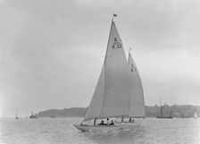 The 6 Metre class Maid Marion (K22) and Freesia (K11), 1921. Creator: Kirk & Sons of Cowes