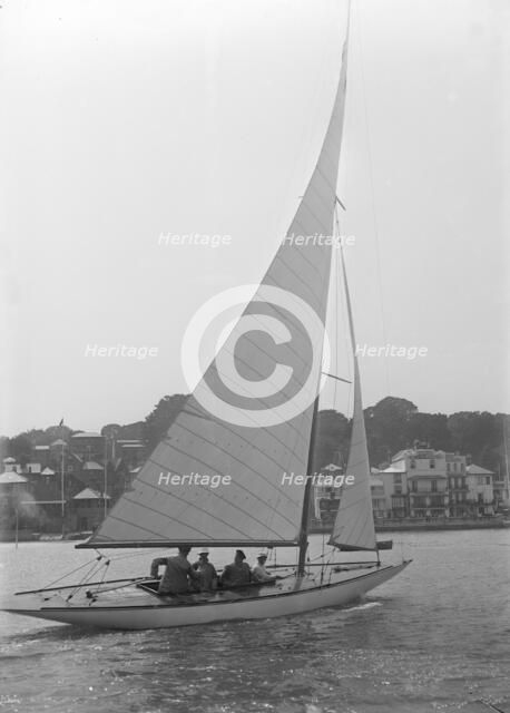 The 6 Metre class sailing yacht 'Jean', 1922. Creator: Kirk & Sons of Cowes.