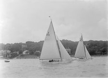 The 6 Metre Class yachts Oui-Oui (D15) and Gairney racing, 1922. Creator: Kirk & Sons of Cowes