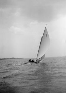 The 6 Metre Jonquil 1912. Creator: Kirk & Sons of Cowes