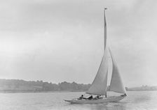 The 6 Metre sailing yacht Victoria (K5), 1921. Creator: Kirk & Sons of Cowes