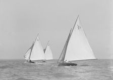 The 6 Metres boats Cheetal The Whim and Ejnar racing downwind. Creator: Kirk & Sons of Cowes