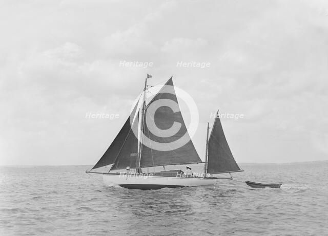The 6 ton ketch 'Shona' under sail, 1921. Creator: Kirk & Sons of Cowes.