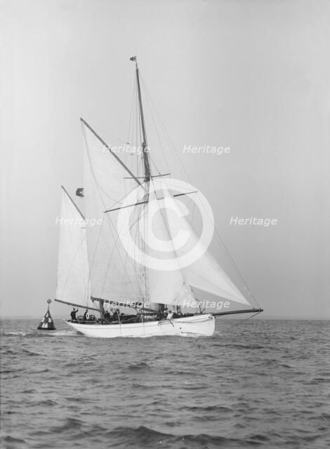 The 60 ft ketch 'Linth', 1912. Creator: Kirk & Sons of Cowes.