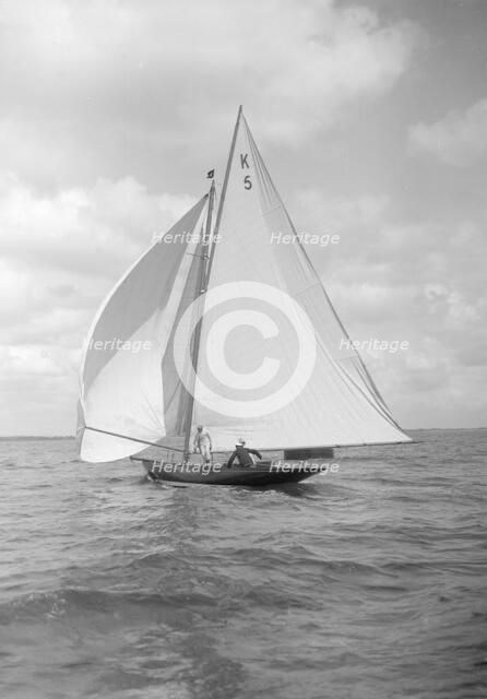 The 7 Metre class 'Endrick', 1912. Creator: Kirk & Sons of Cowes.