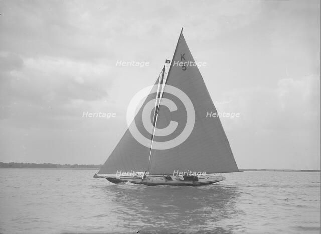 The 7 Metre class 'Endrick', 1912. Creator: Kirk & Sons of Cowes.