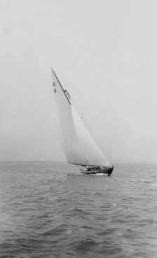 The 7 Metre sailing yacht Pinaster (K8), 1913. Creator: Kirk & Sons of Cowes
