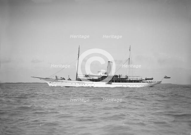 The 700 ton steam yacht 'Rovenska', 1911. Creator: Kirk & Sons of Cowes.
