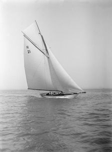 The 8 Metre Le Jade (H21) sailing in fine conditions, 1912. Creator: Kirk & Sons of Cowes