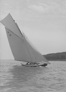 The 8 Metre sailing yacht Antwerpia (H19), 1911. Creator: Kirk & Sons of Cowes