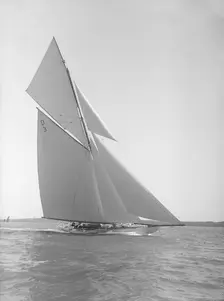 The magnificent 15 Metre sailing yacht Jeano 1911. Creator: Kirk & Sons of Cowes