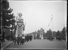 The Mall, City of Westminster, London, 1919. Creator: Katherine Jean Macfee