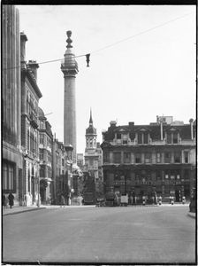 The Monument, Monument Street, City and County of the City of London, GLA, 1930s. Creator: Charles William Prickett