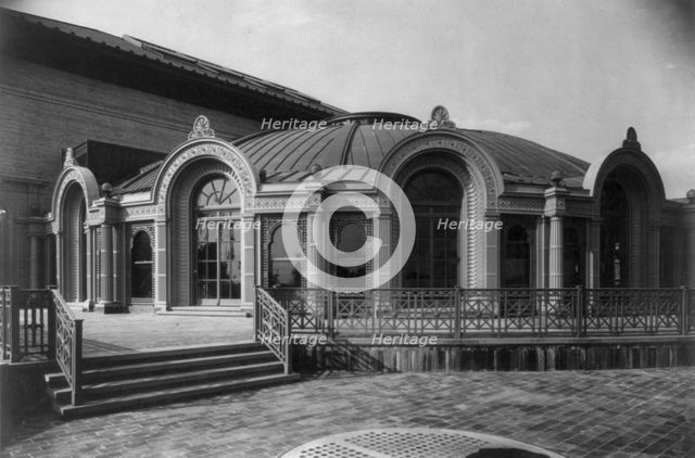 The New Theatre, N.Y.C.: Roof garden and terrace, c1909. Creator: Unknown.