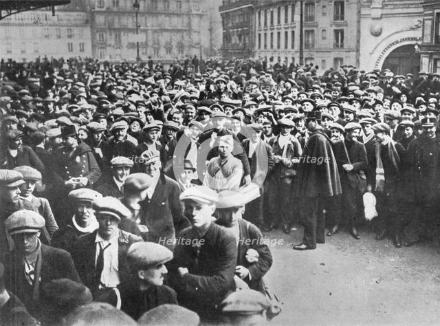 'The new French armies: Conscripts and volunteers waiting to enrol for service', 1915. Artist: Unknown.