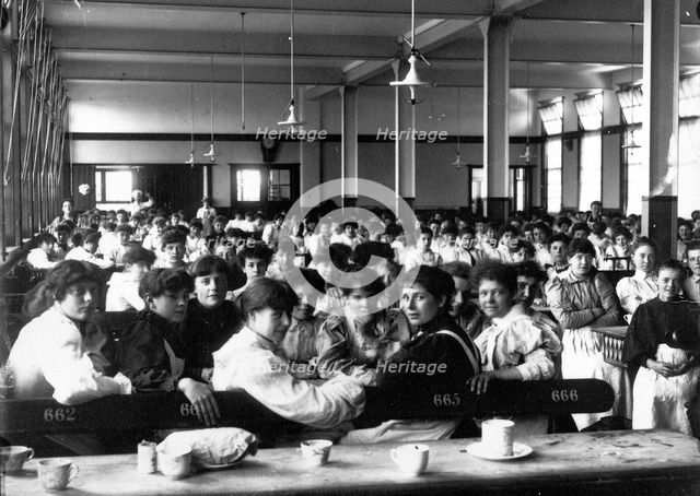 The new girl’s dining room, York, Rowntree factory, Yorkshire, 1900. Artist: Unknown