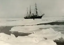The Nimrod Pushing Her Way Through More Open Pack c1908, (1909)