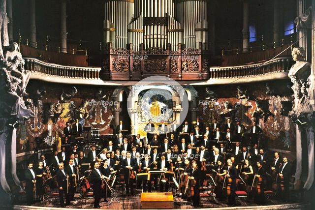 The OCB (Orquesta Ciutat de Barcelona i Nacional de Catalunya) on stage at the Palau de la Música…