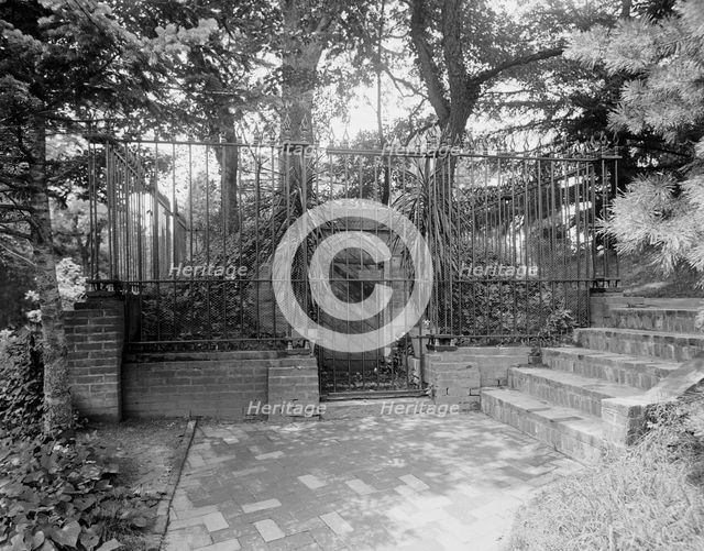 The Old tomb at Mt. Vernon, c.between 1910 and 1920. Creator: Unknown.