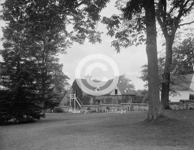 The Old barn at Mt. Vernon, c.between 1910 and 1920. Creator: Unknown.
