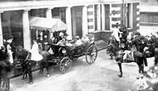 The opening of the new Manchester Royal Infirmary: the arrival of the King and Queen..., 1909. Creators: Unknown, Topical Press Agency