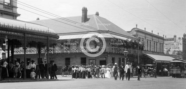 The Australian Hotel, Brisbane, Queensland, Australia, 1908. Creator: Robert Augustus Henry L'Estrange.