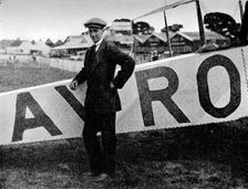 The Aerial Derby: the pilot of the Avro, Mr FP Raynham, 1913 (1934). Artist: Flight Photo