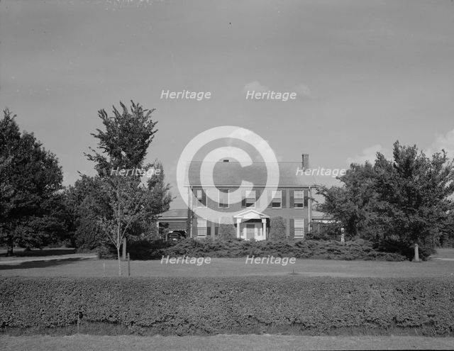The Aldridge Plantation owner's home near Leland, Mississippi, 1937. Creator: Dorothea Lange.
