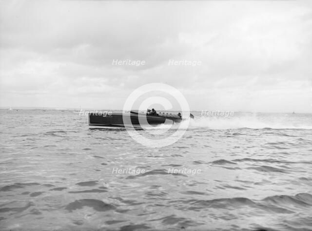 The American hydroplane 'Ankle Deep', 1913. Creator: Kirk & Sons of Cowes.