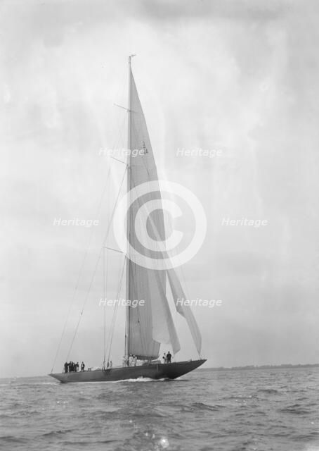 The America's Cup challenger 'Endeavour', 1934. Creator: Kirk & Sons of Cowes.