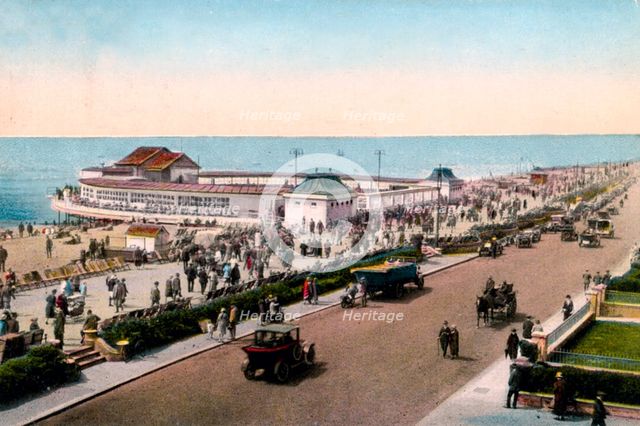 The bandstand and promenade, Worthing, West Sussex, early 20th century. Artist: Unknown