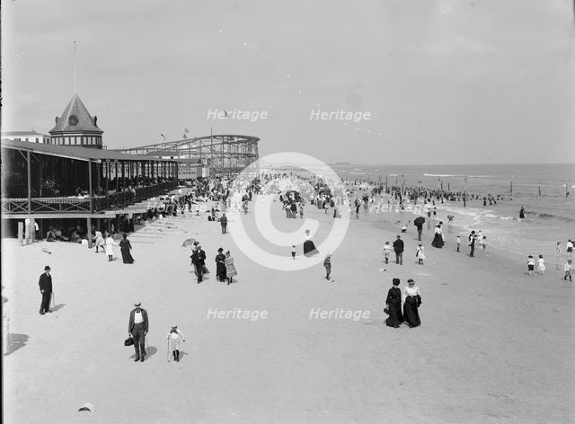 The Beach at Rockaway, N.Y., between 1900 and 1906. Creator: Unknown.