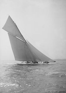The beautiful 52 ft cutter Sonya sailing close-hauled, 1913. Creator: Kirk & Sons of Cowes